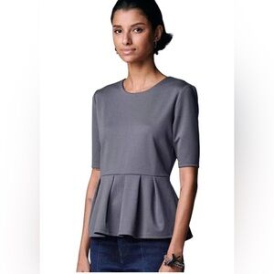 Simply Vera Grey Peplum Top Size Small